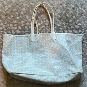 Elegant White Tote Bag